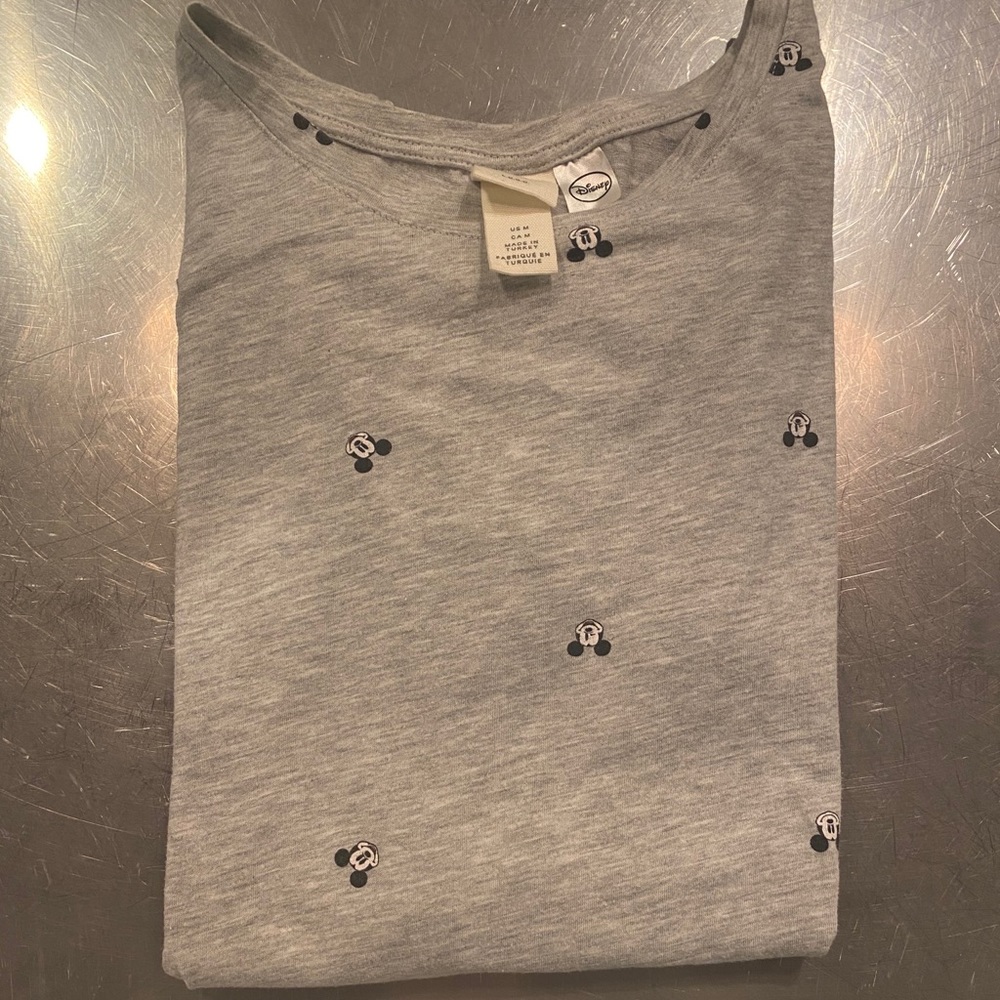 Disney Mickey head tshirt
